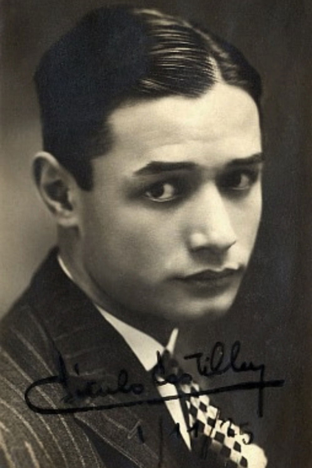 Cátulo Castillo backdrop