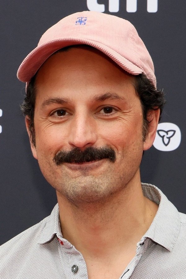 Marcel Zyskind backdrop