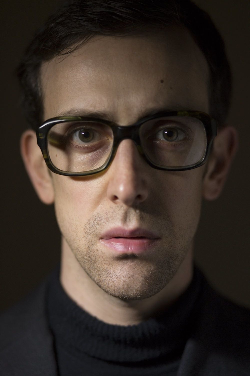 Luca Di Giovanni backdrop