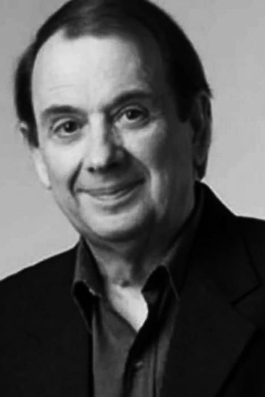 Juan Ramón backdrop