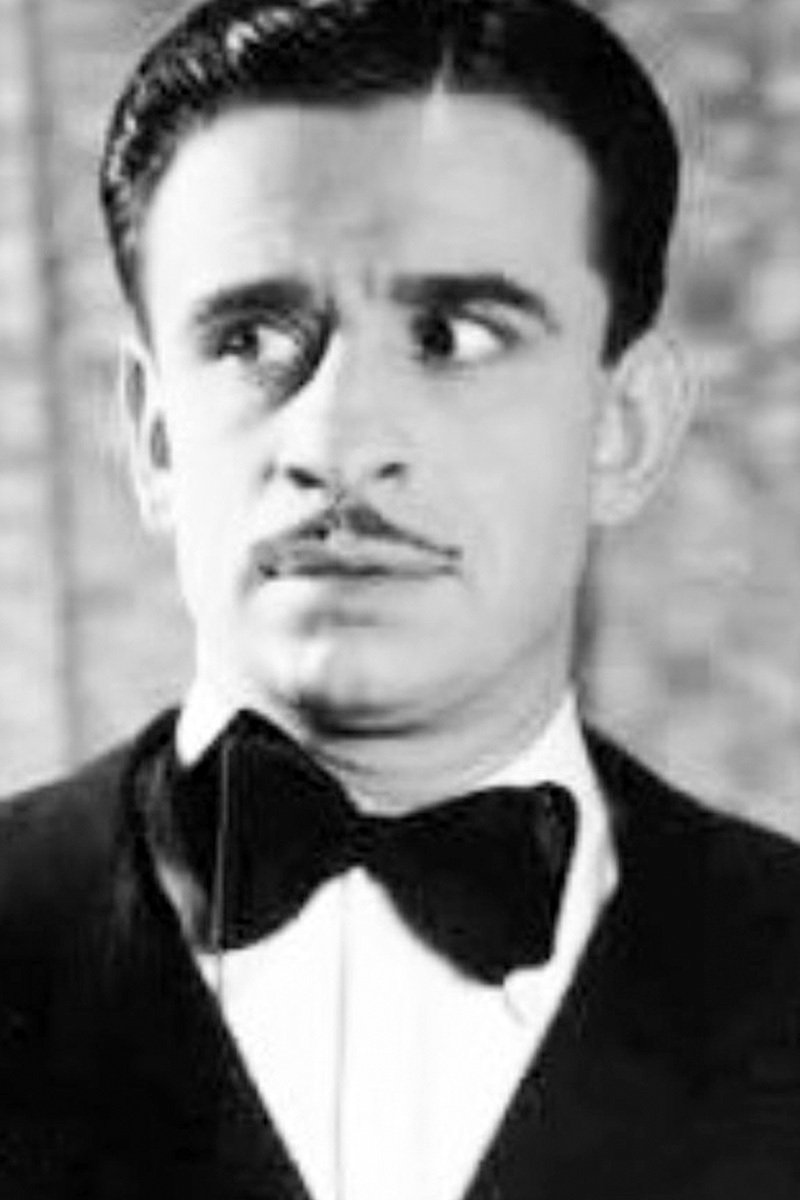 Pedro Quartucci backdrop