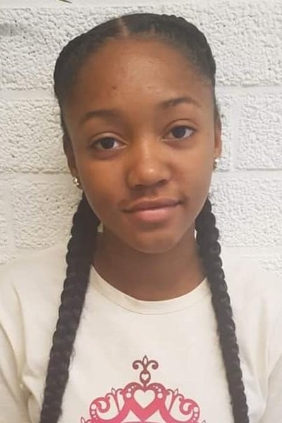 Jashayra Oehlers backdrop