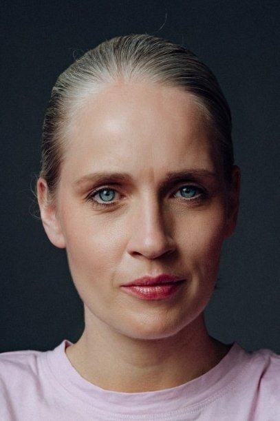 Claudia Helene Hinterecker backdrop