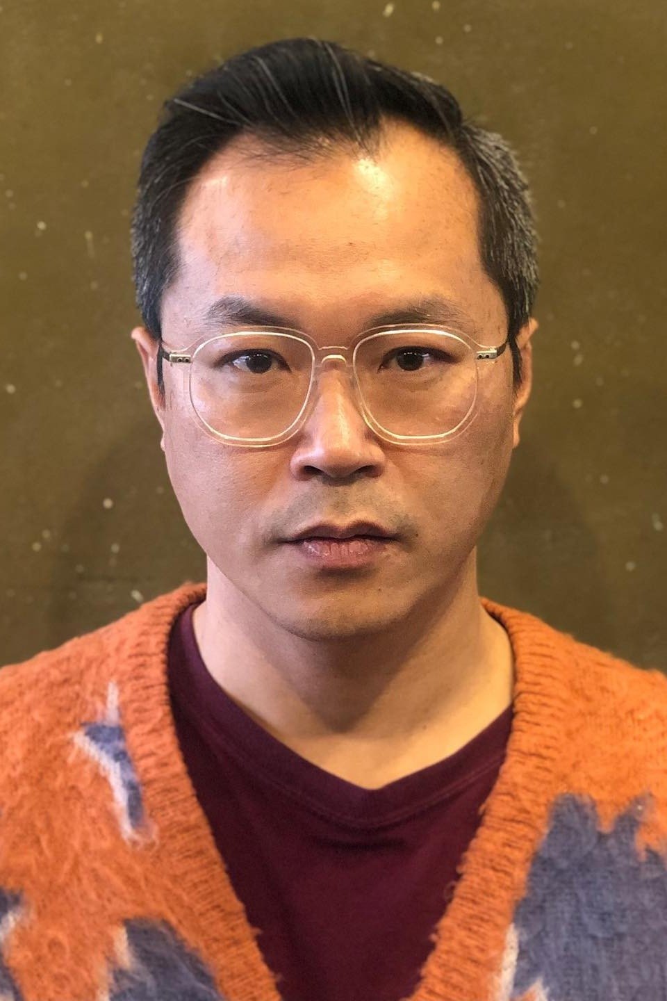 Bek Hyun-jin backdrop