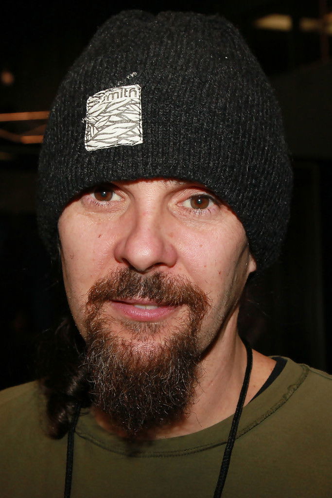 Robbie Merrill backdrop