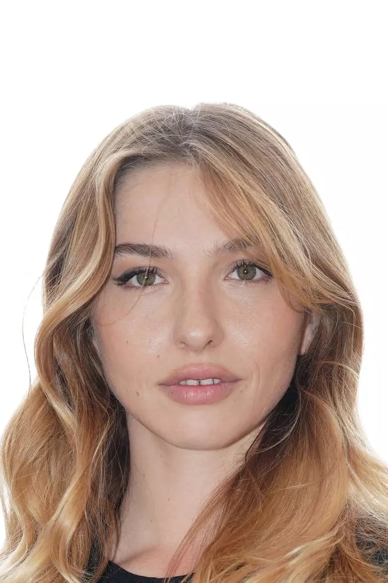 Marie Colomb backdrop