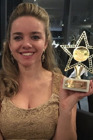 Liz McMullen backdrop