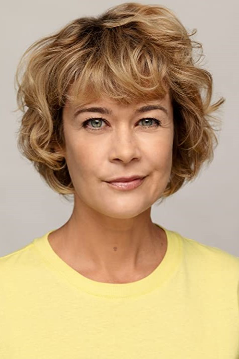 Michal Sinnott backdrop