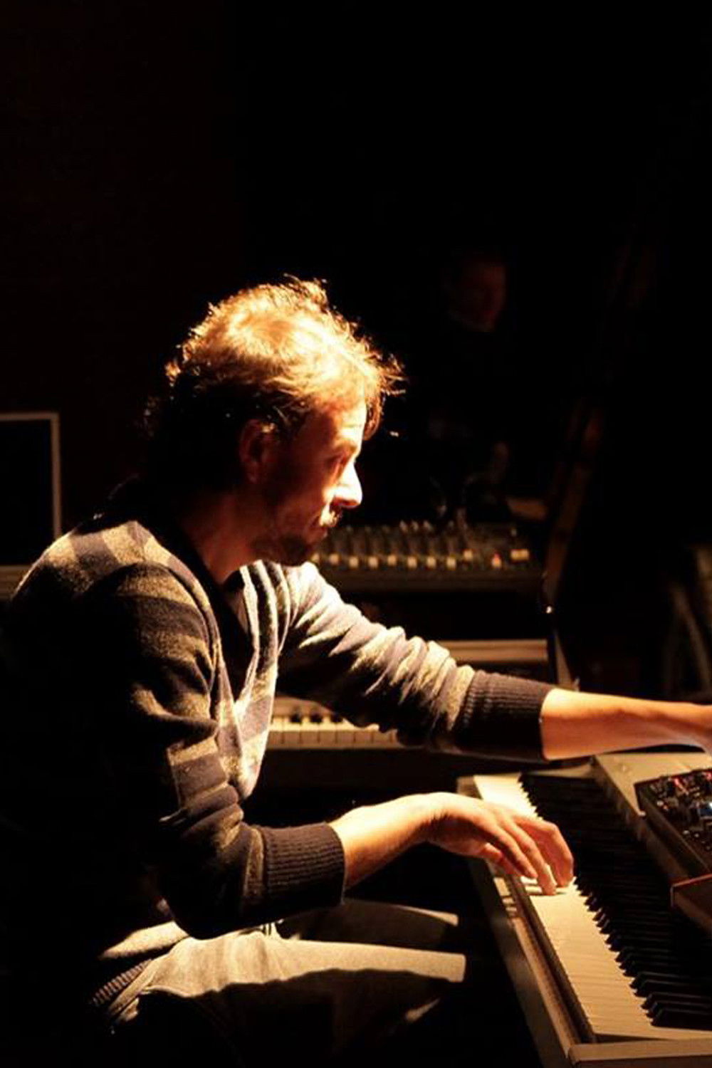 Alessandro Deflorio backdrop