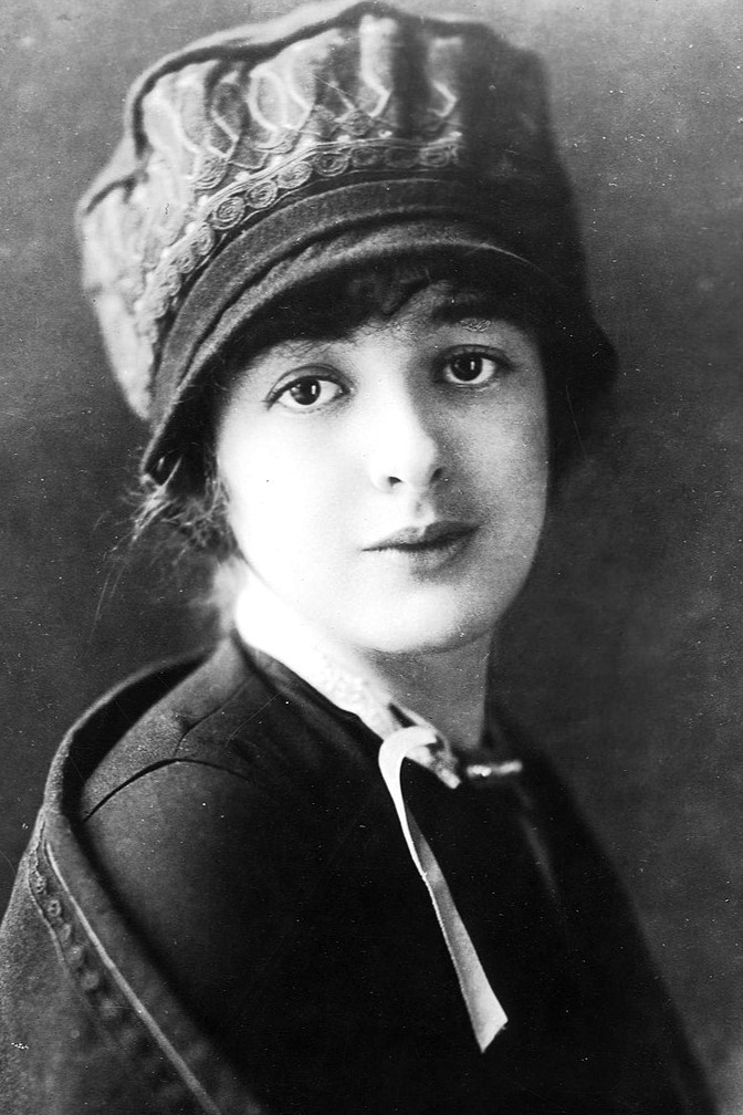 Winifred Allen backdrop