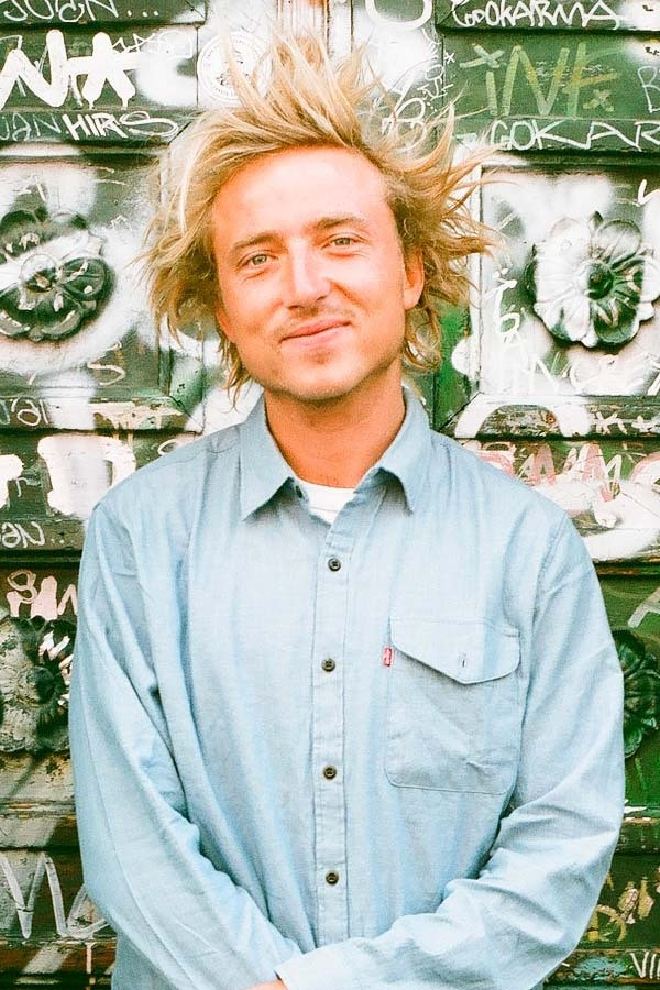 Marius Syvanen backdrop