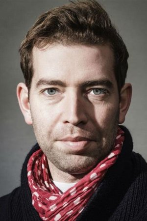 Edward Bennett backdrop