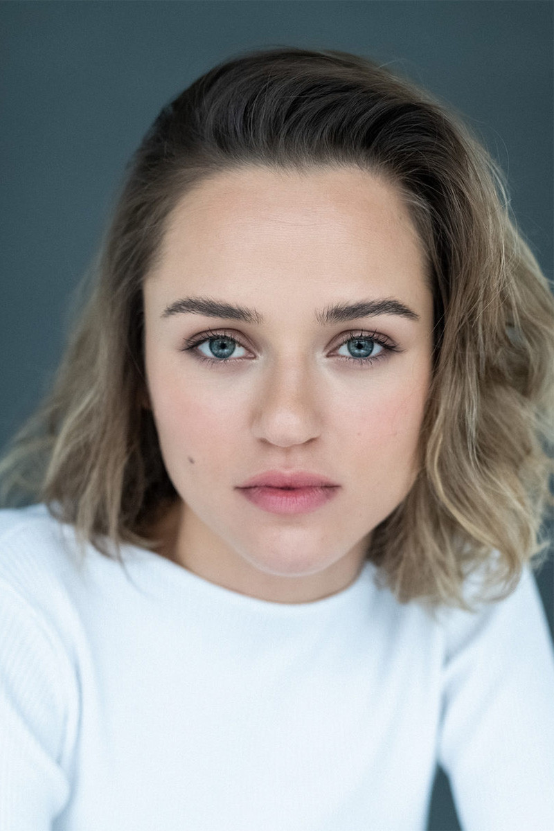 Darya Rudenok backdrop