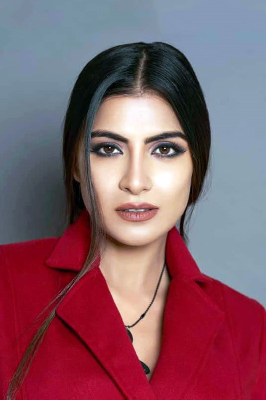 Rachel White backdrop