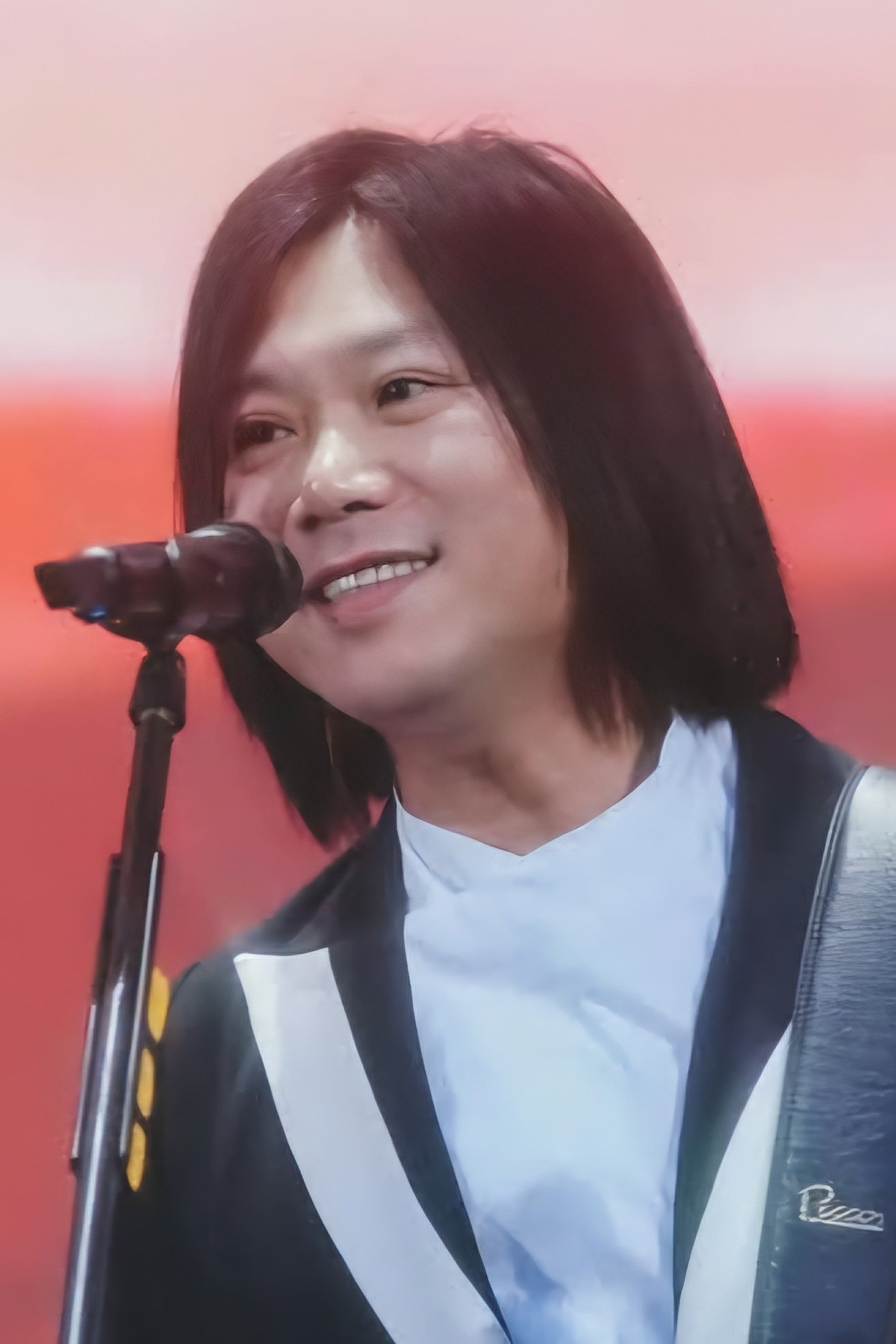 Matheu Jen-Shen Tsai backdrop