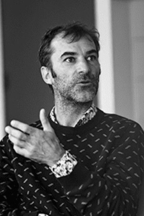 Guillaume Hoenig backdrop