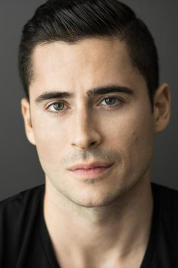 Olivier Renaud backdrop