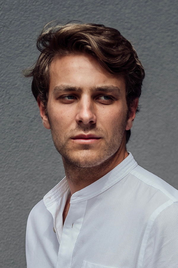 Frederik Götz backdrop