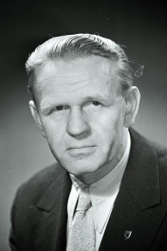 Oskar Liigand backdrop