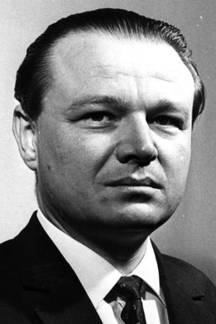 Jerzy Krzysztoń backdrop