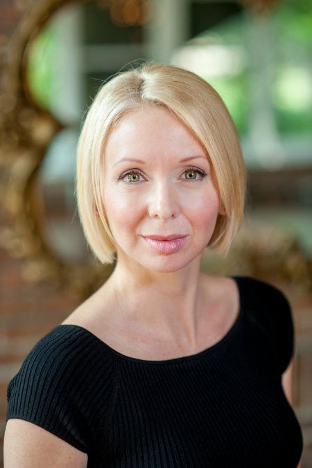 Tamara Hutchins backdrop