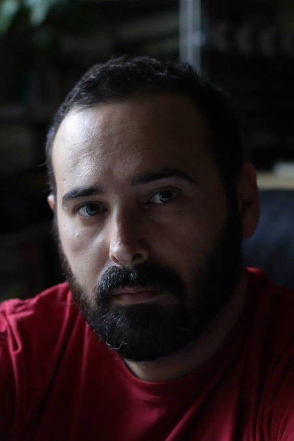 Antonio Morales backdrop