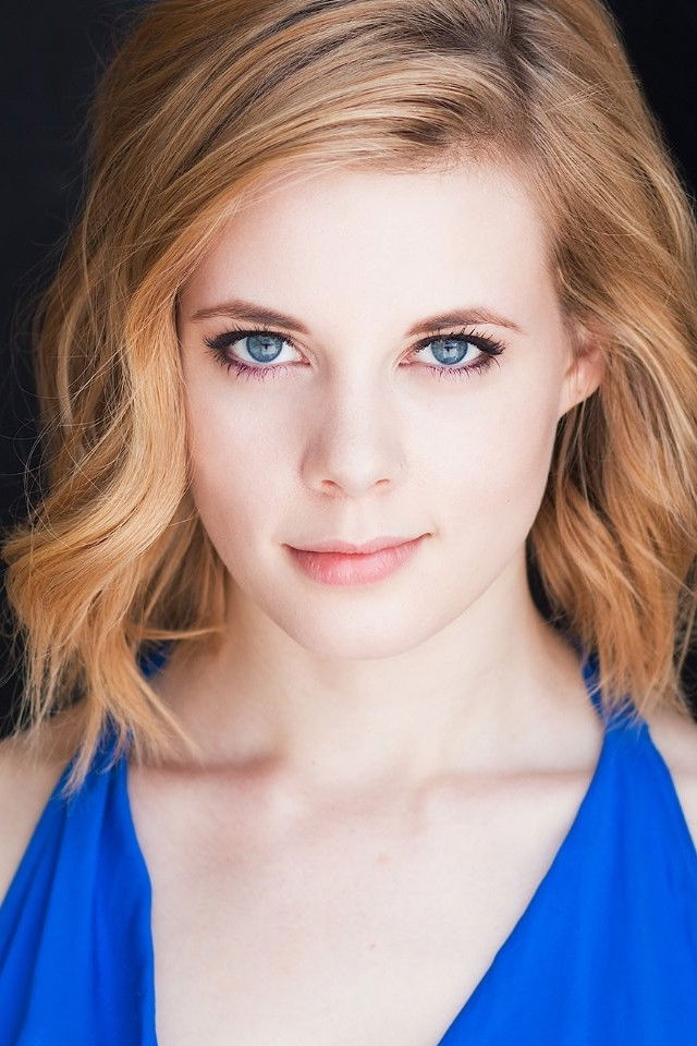 Elizabeth Mateer backdrop