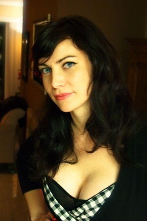 Siolo Thompson backdrop