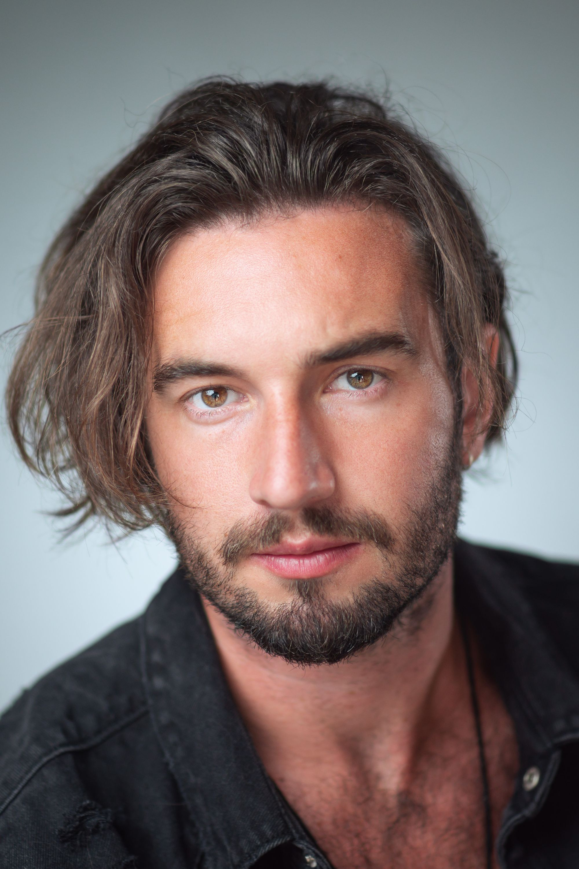 Shane Robinson backdrop