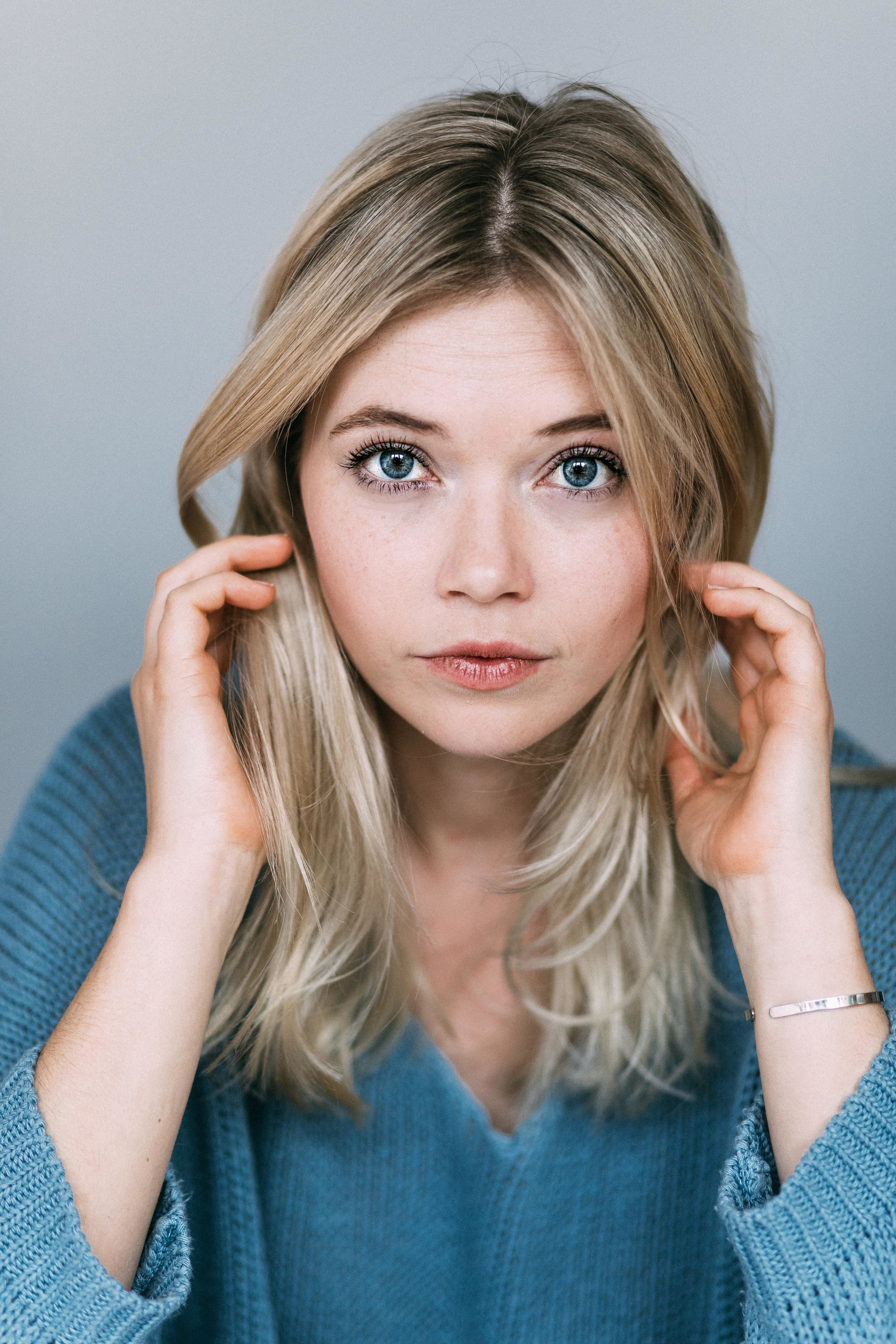 Farina Flebbe backdrop