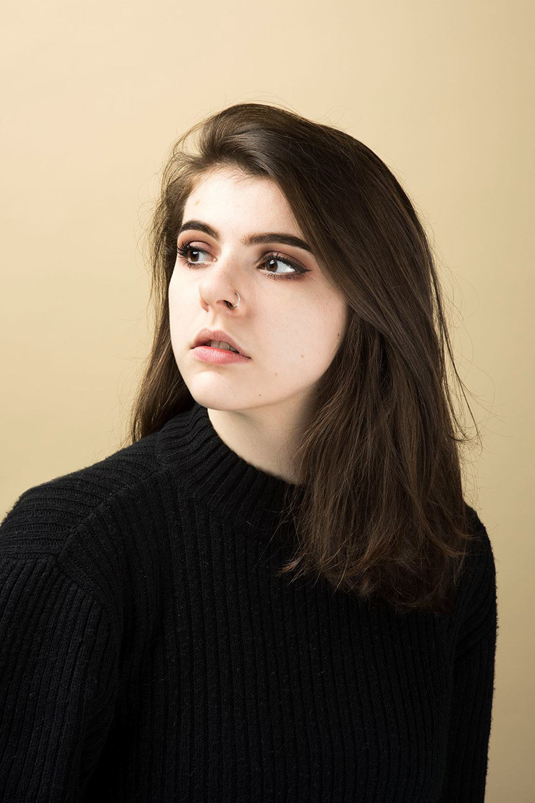 Rachel Henrie backdrop