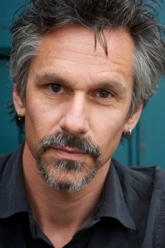 Quentin Mare backdrop