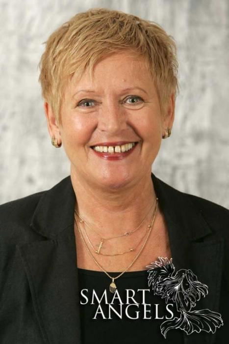 Ottilia Borbáth backdrop