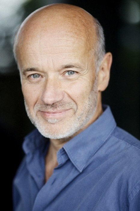 Geoffroy Boutan backdrop