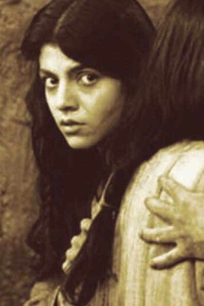 Yasaman Arami backdrop