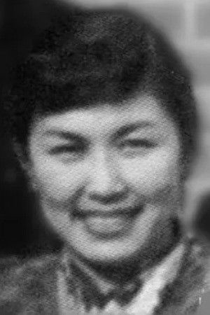 Yiping Mang backdrop