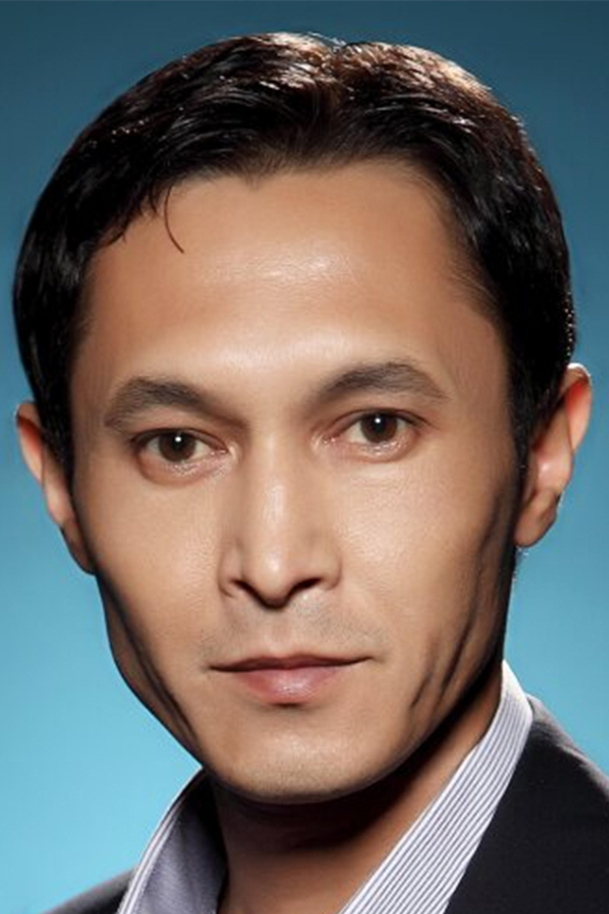 Dulyga Akmolda backdrop