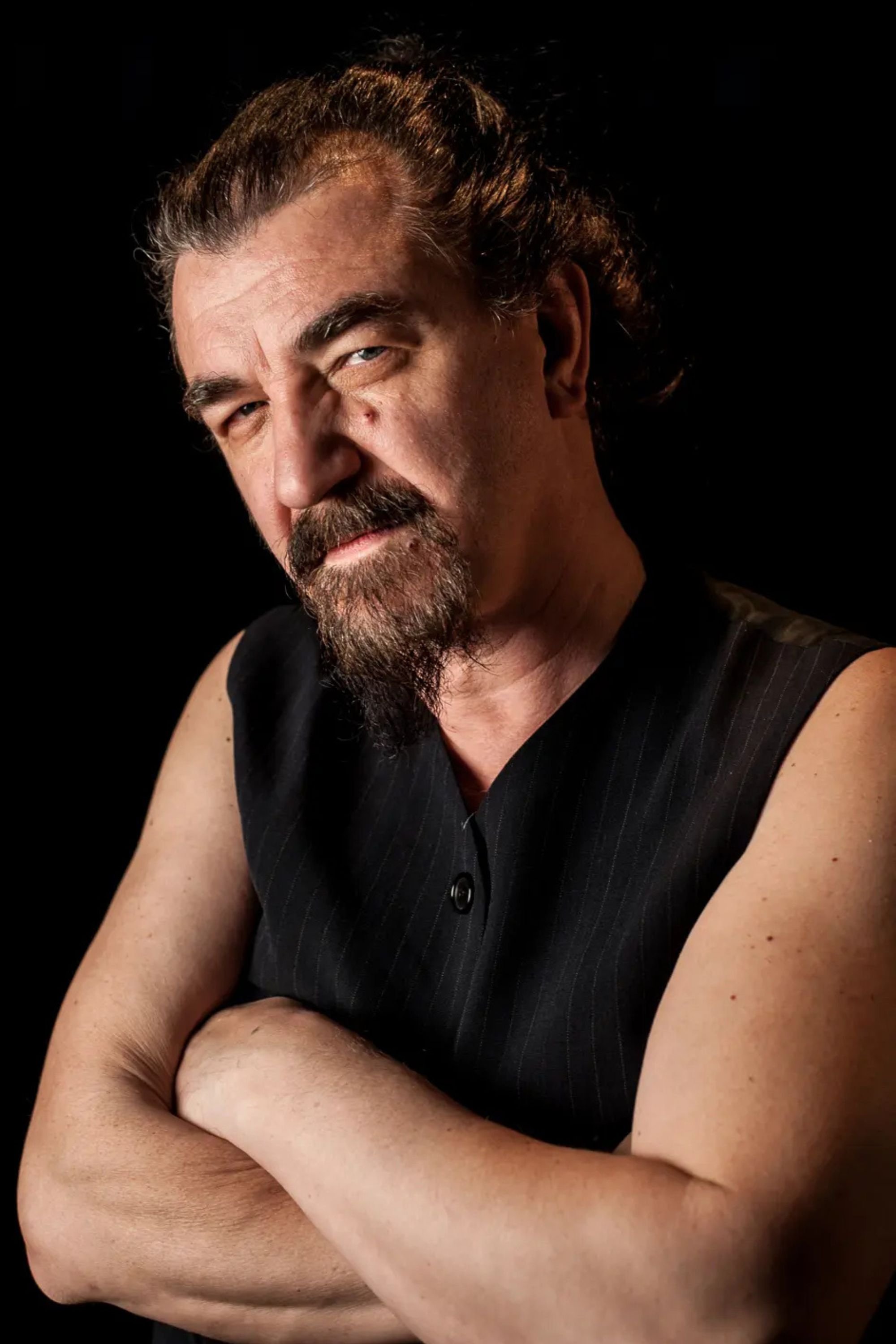 Yuri Mykhaylychenko backdrop