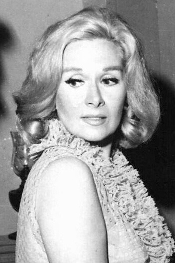 Nelly Meden backdrop