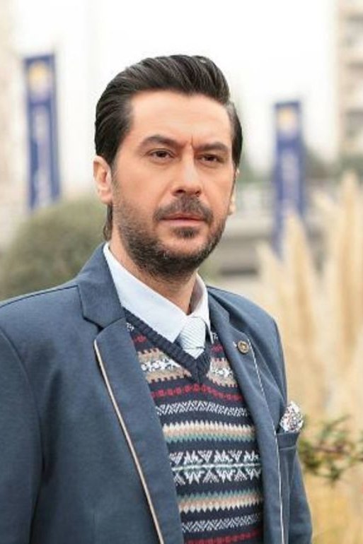 Milad Yousef backdrop