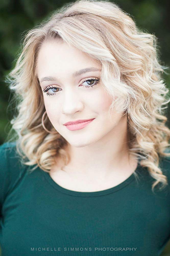 Preslee Bishop backdrop