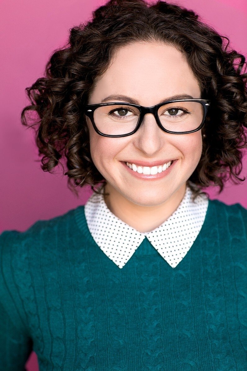 Stephanie Fodor backdrop