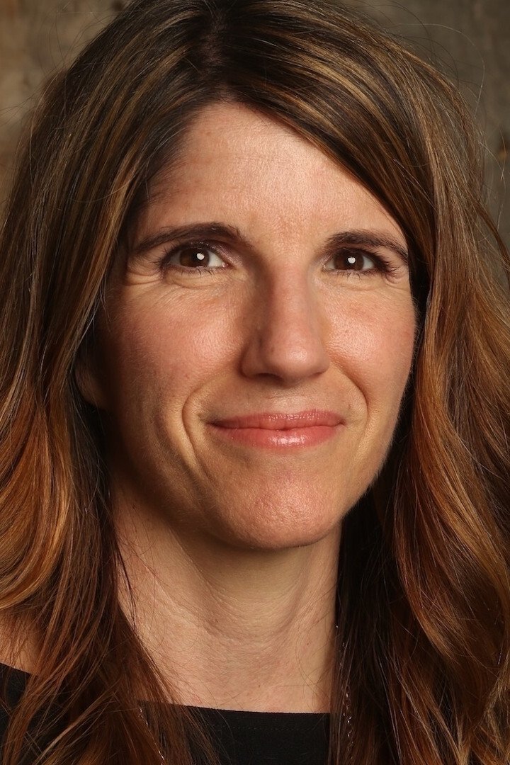 Mandy Fabian backdrop