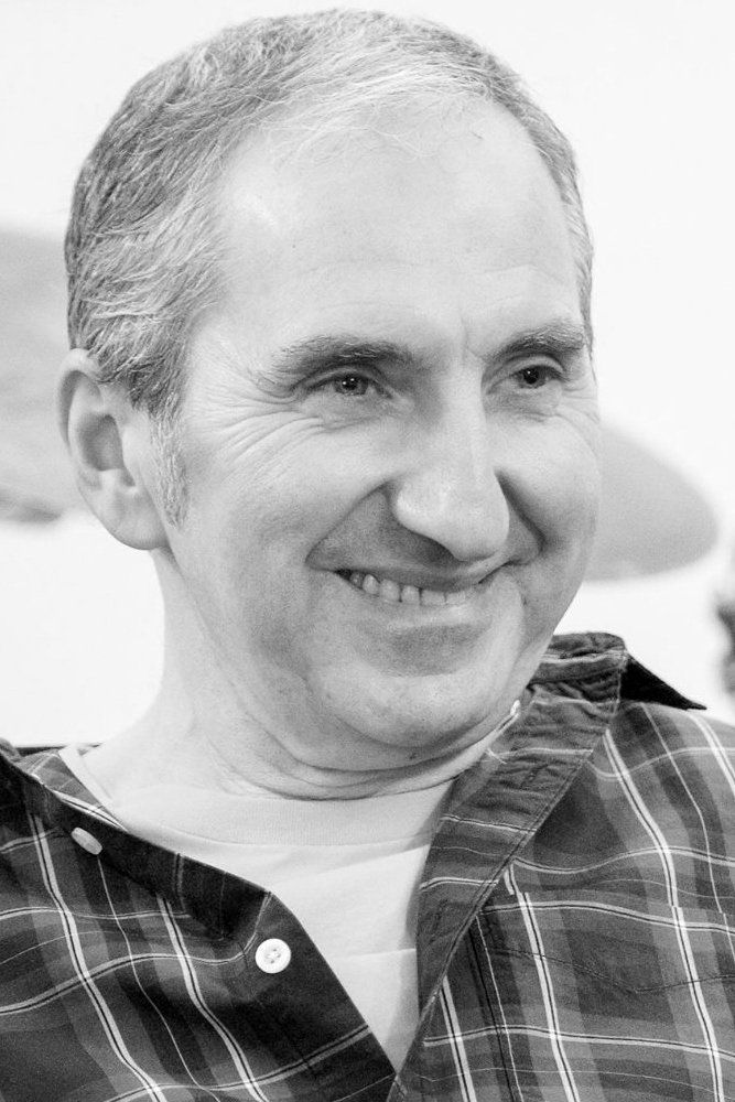 Michel Amsellem backdrop