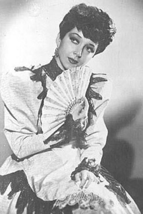 María Antinea backdrop