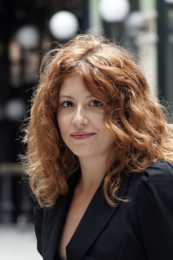 Laura Ferrés backdrop