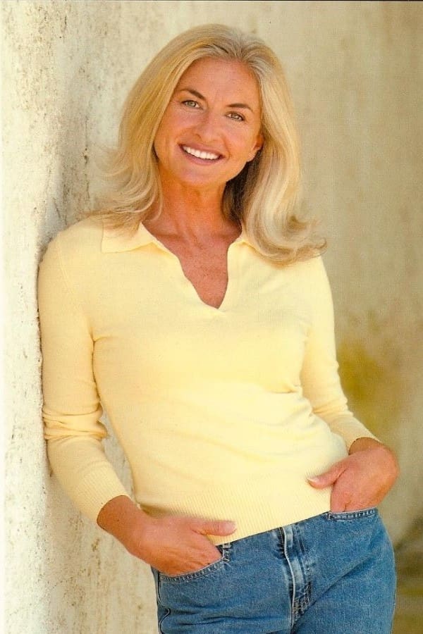 Olivia Tracey backdrop