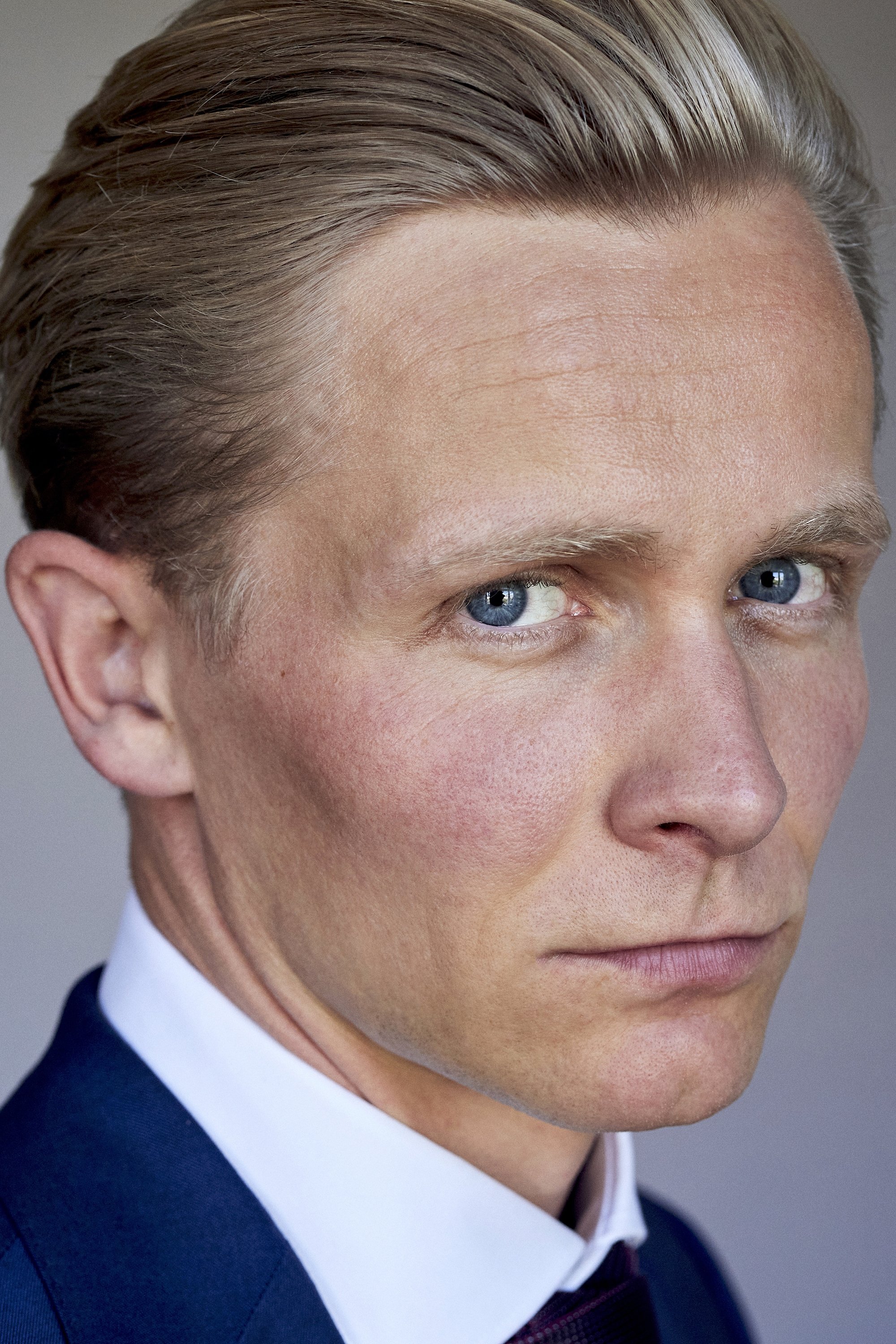 Roman Schomburg backdrop