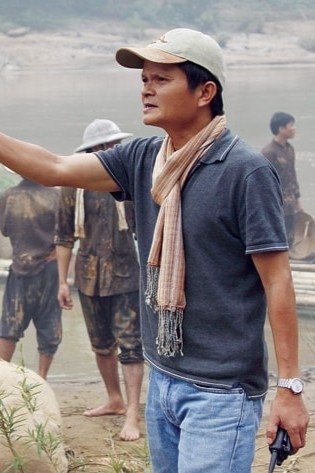 Nguyễn Thanh Vân backdrop