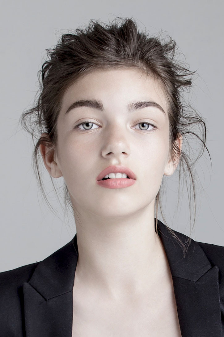 Nelly Řehořová backdrop